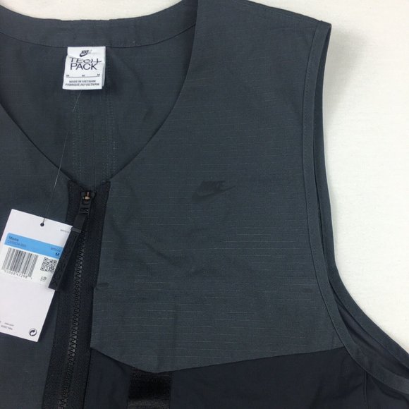 Nike Sportswear Tech Pack Unlined Gilet Vest Bag Black Men's M DM5534-06… - Picture 3 of 10
